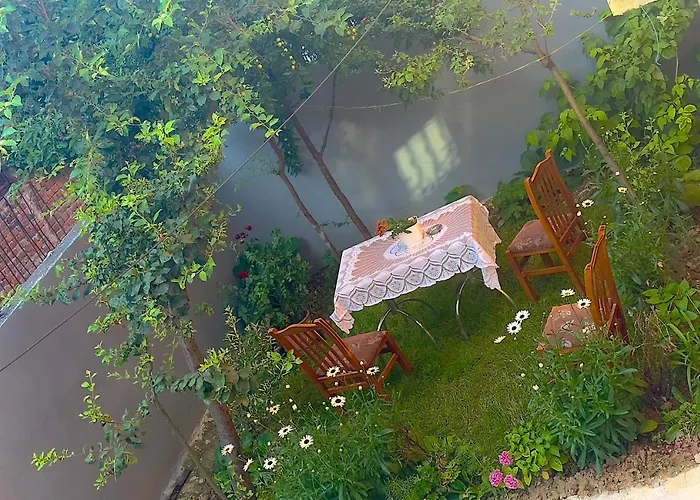 Guri Guest House