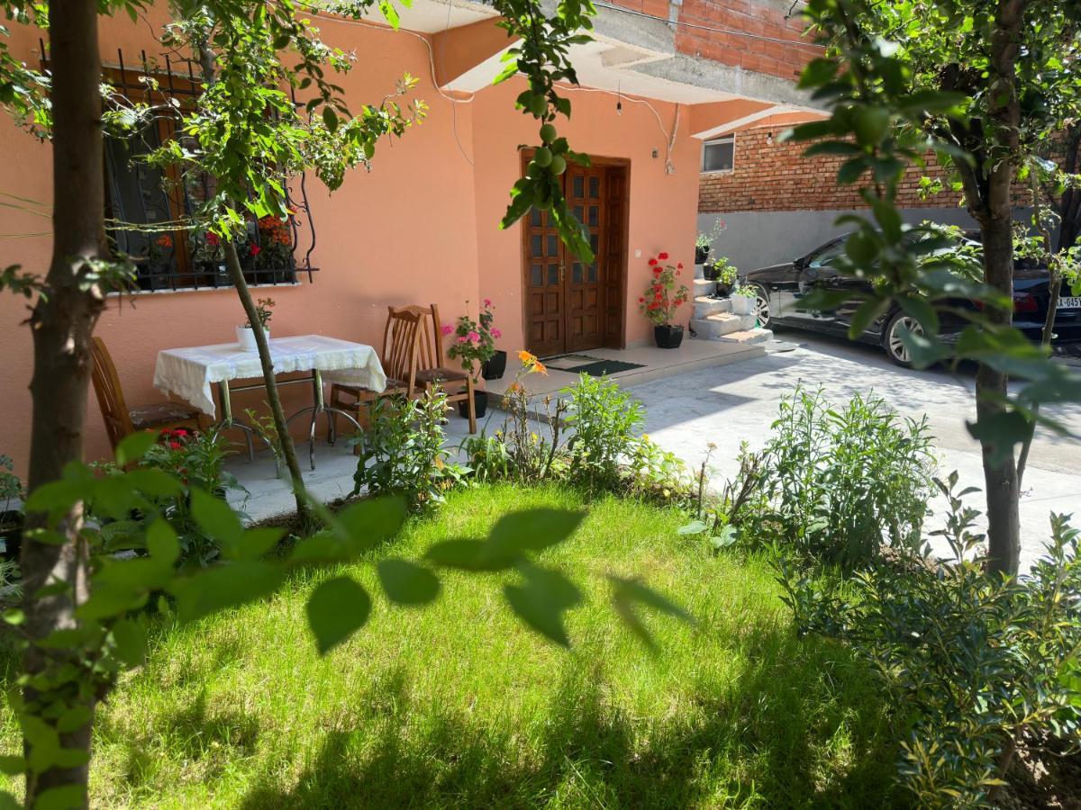 Ferienhaus Guri Pogradec